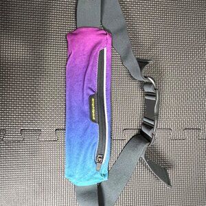 Amphipod Gradient Running Belt Waist Pack With Adjustable Strap Zippered Pocket